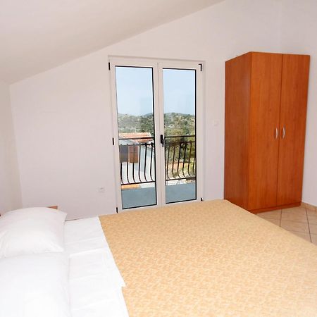 Apartments By The Sea Grebastica, Sibenik - 4881 Baselovici Kamer foto